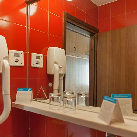 Koversada Hotell 2*