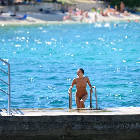 Szálloda Koversada 2*